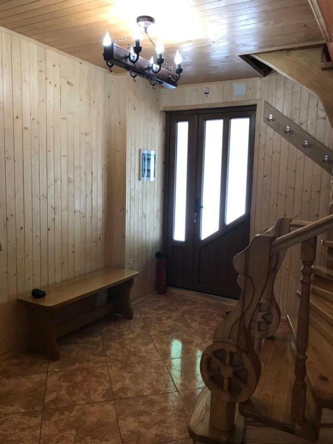 Ялинка Villa Migovo Ngoại thất bức ảnh
